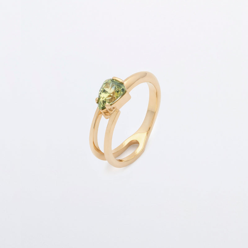 Mercury Ring in Green Sapphire